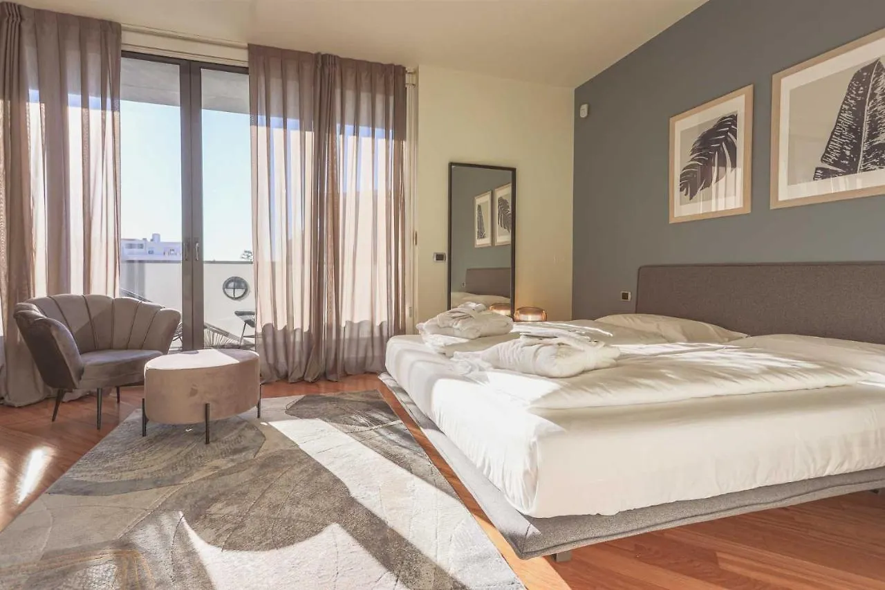 Ar Prestige Penthouse - Soho Apartment Bergamo Italy